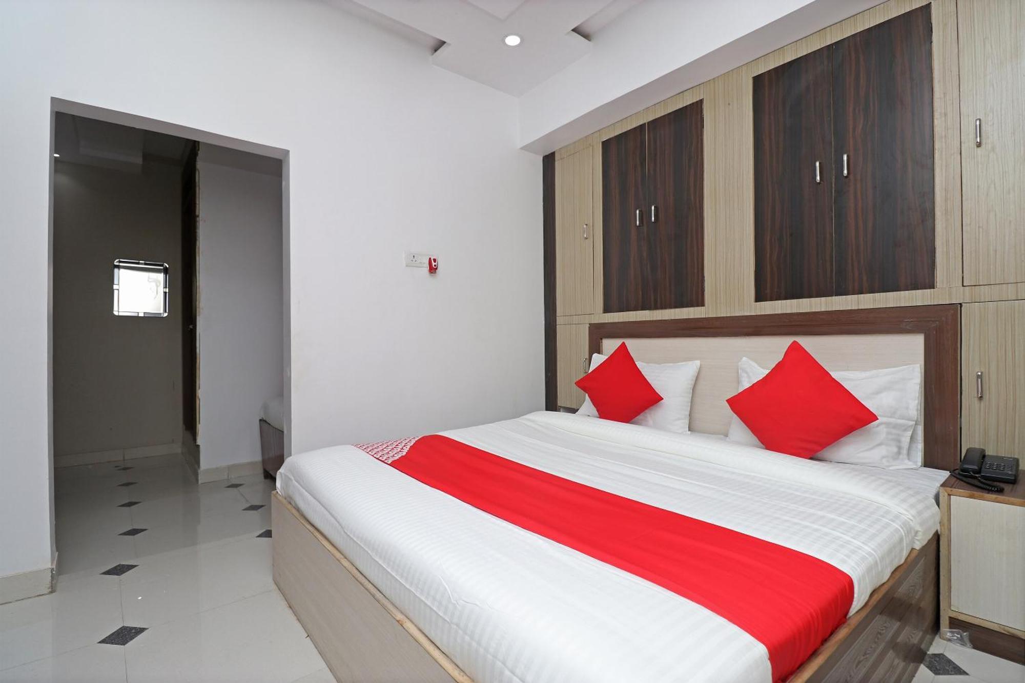 Hotel O Swastik Resort Colonelganj Exteriér fotografie