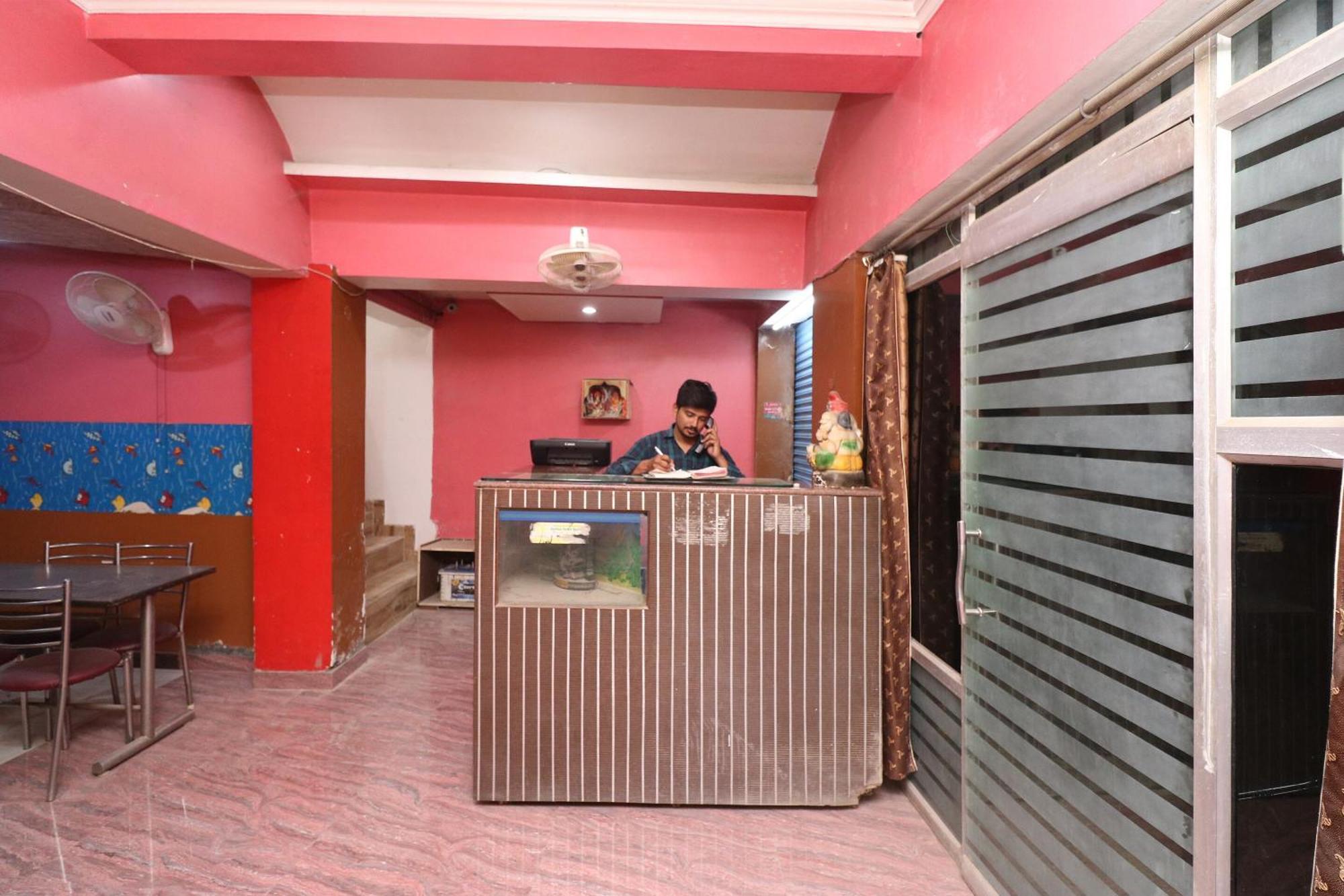 Hotel O Swastik Resort Colonelganj Exteriér fotografie