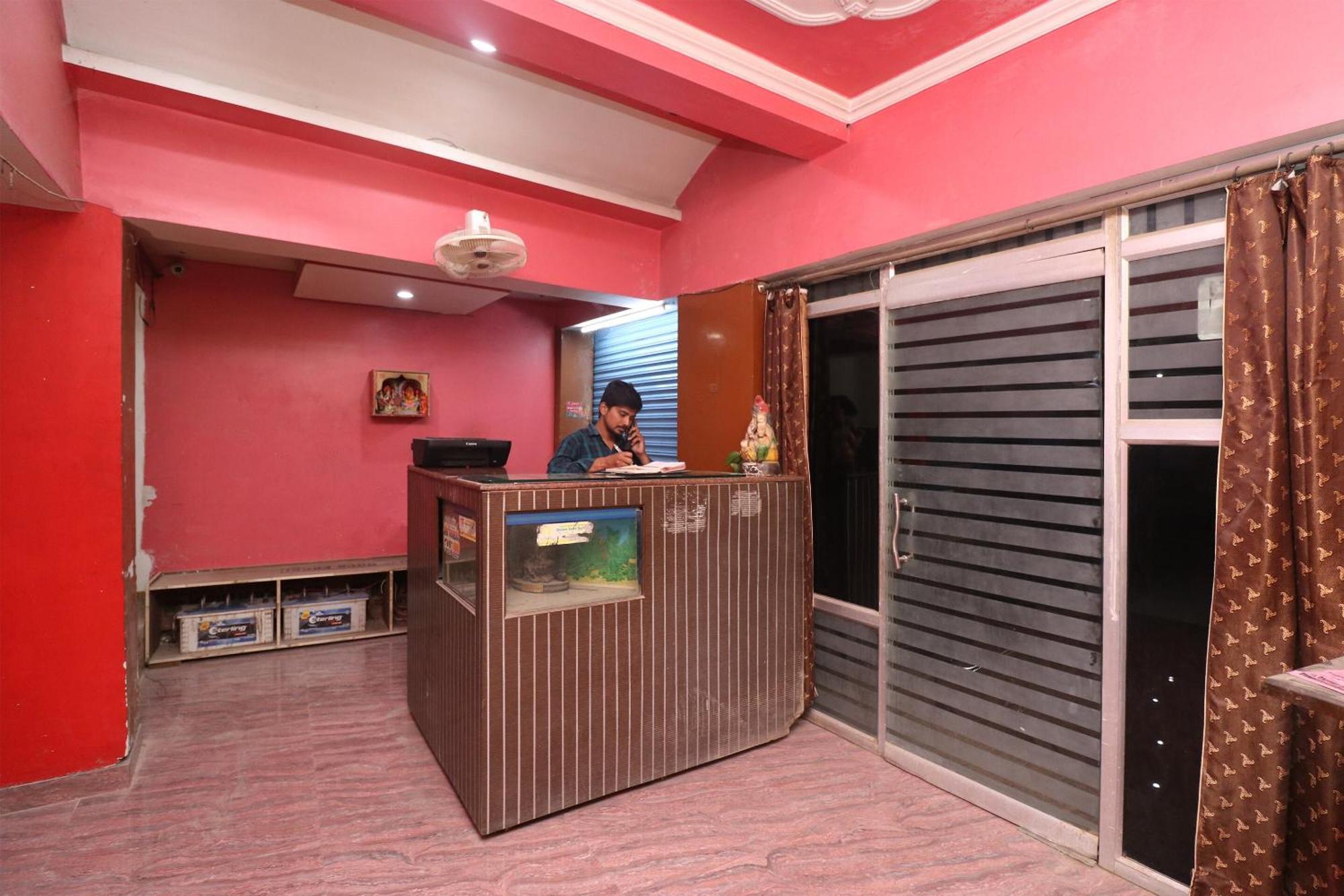 Hotel O Swastik Resort Colonelganj Exteriér fotografie